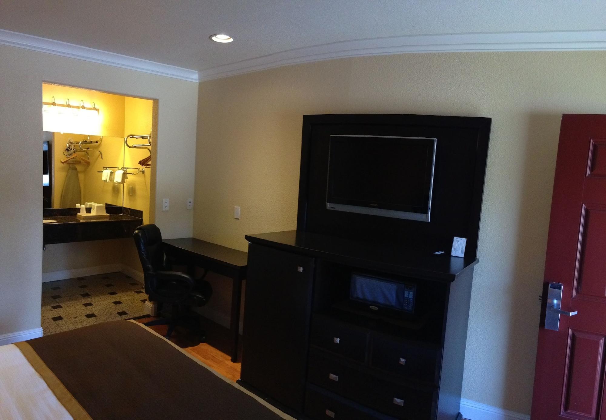 Monterey Surf Inn Bagian luar foto