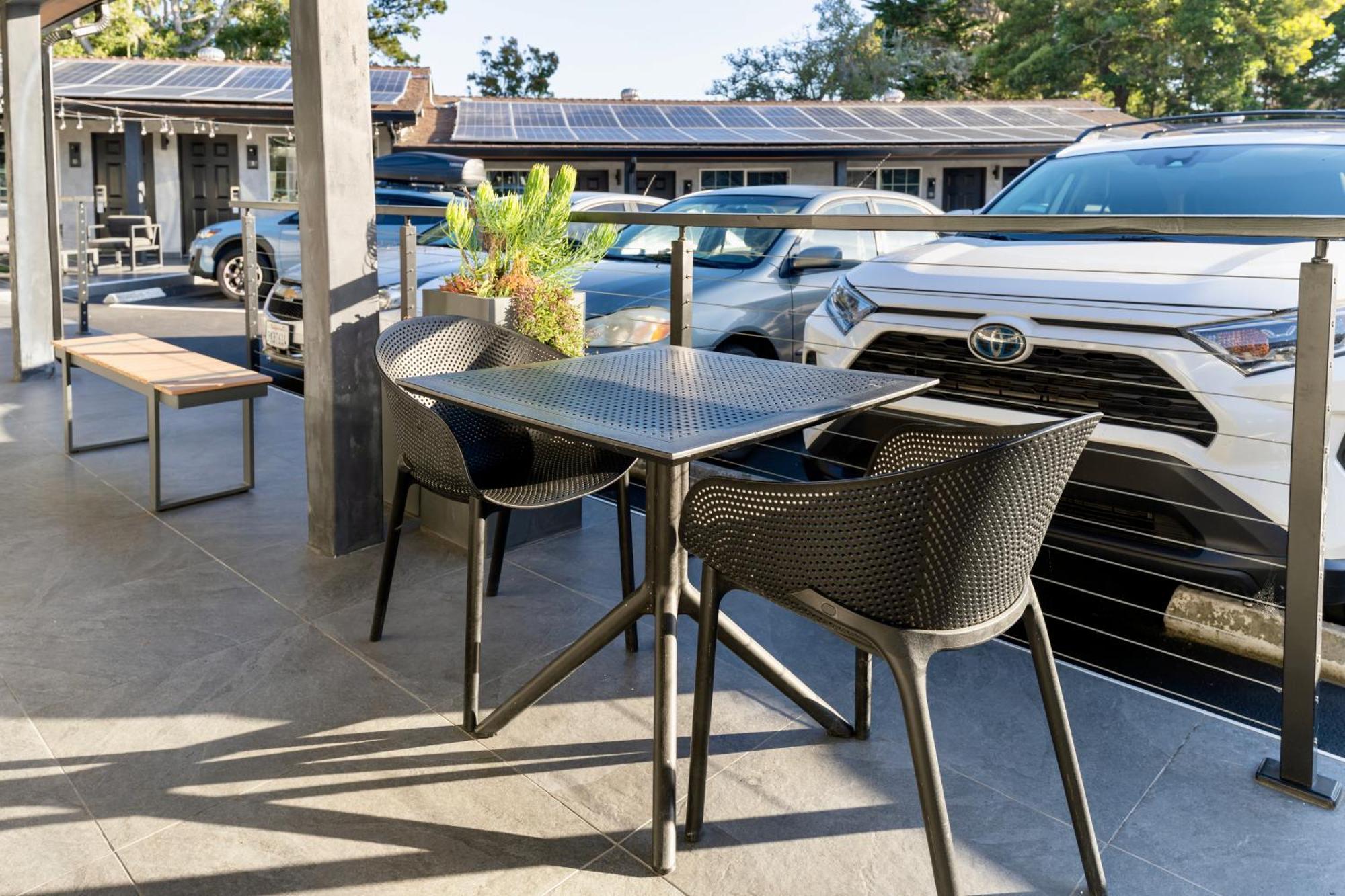 Monterey Surf Inn Bagian luar foto