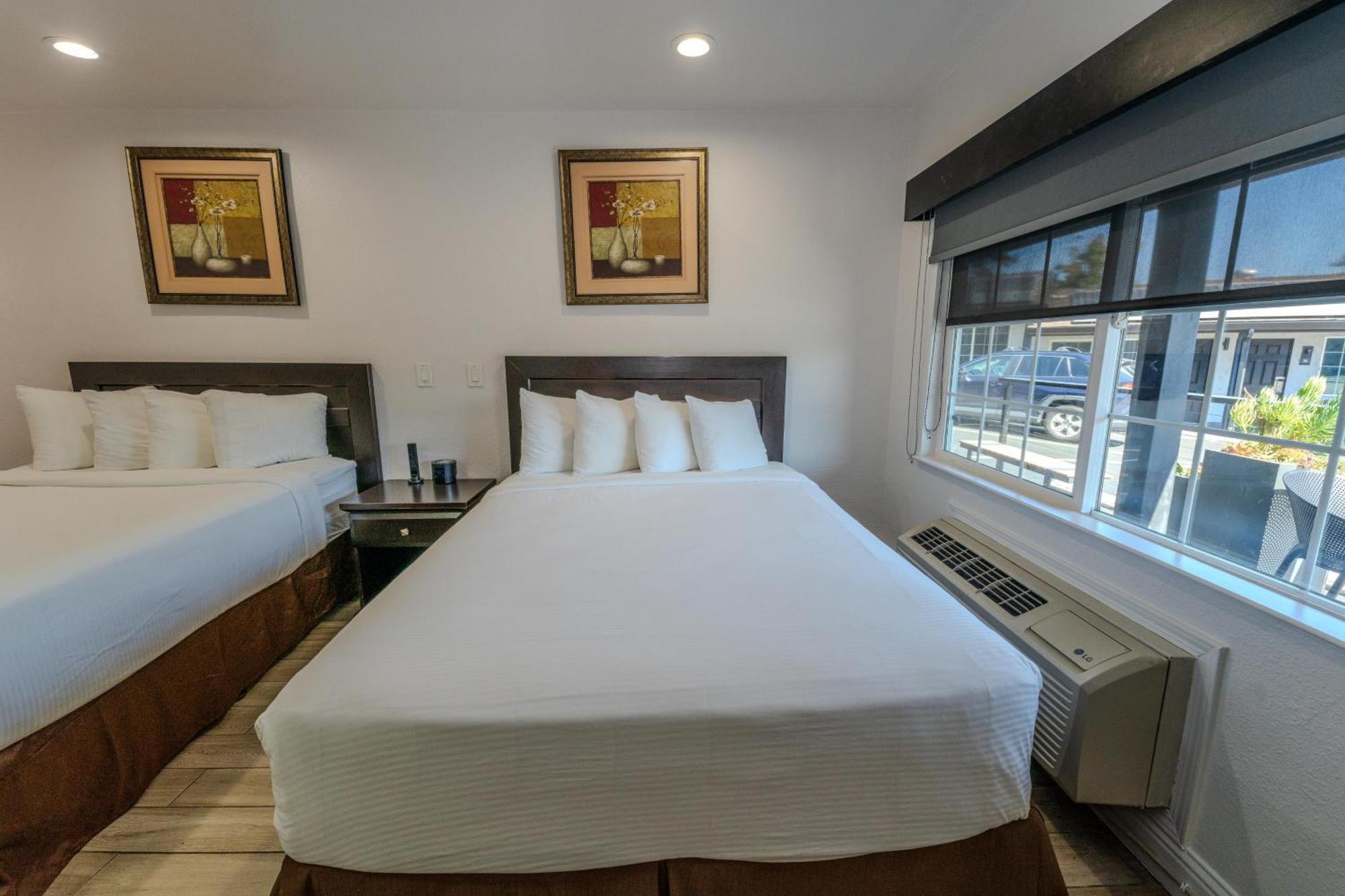 Monterey Surf Inn Bagian luar foto