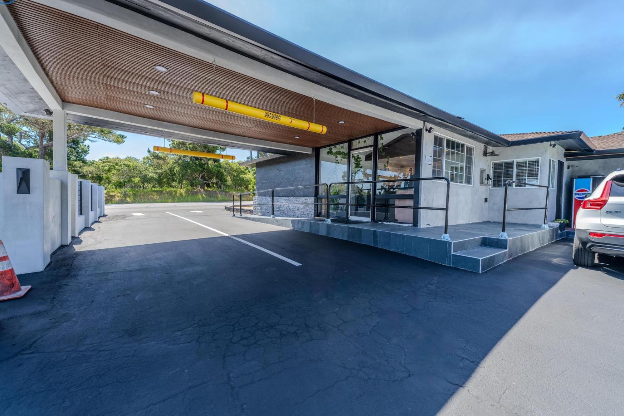 Monterey Surf Inn Bagian luar foto